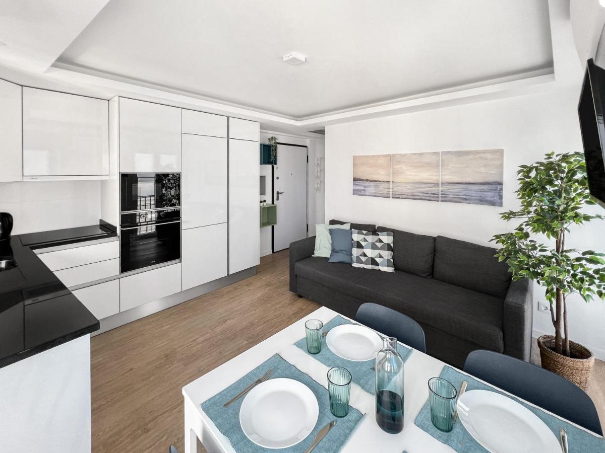 Sea Light Apartment Sesimbra. 2 Bedrooms, 6 Guests Esterno foto